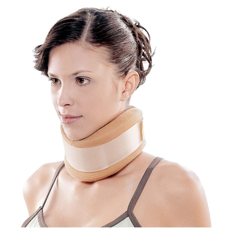 CERVICAL COLLAR WITH PLASTIC INSERT 5102